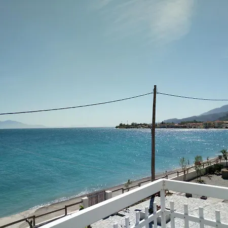 Balcony To Waves